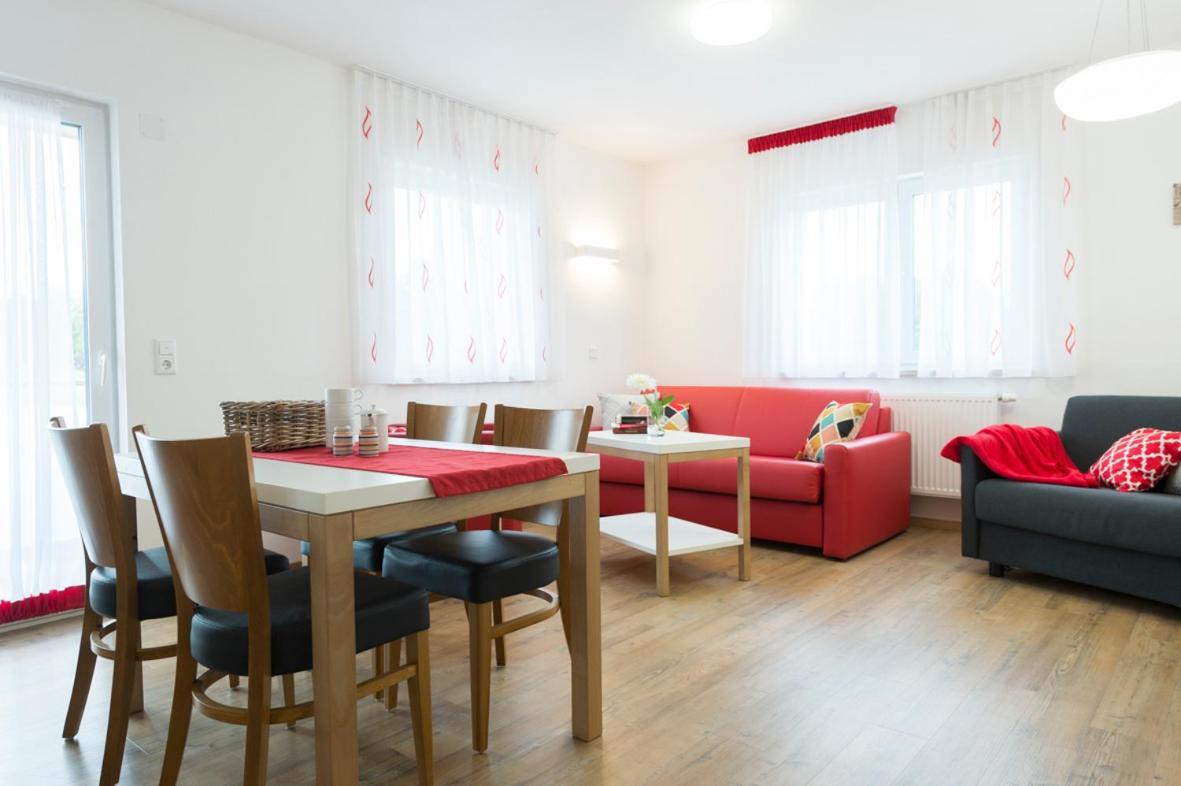 Hofmann'S Apartements & Ferienwohnungen 오베르다슈스테튼 외부 사진